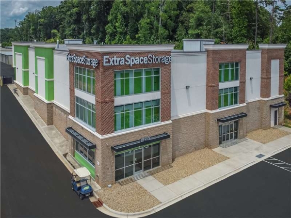 Facility photo: //images.sparefoot.com/medium/23204964e00a52982ff.jpg