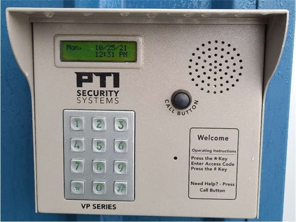 Facility photo: //images.sparefoot.com/medium/2320866994320115101.jpg