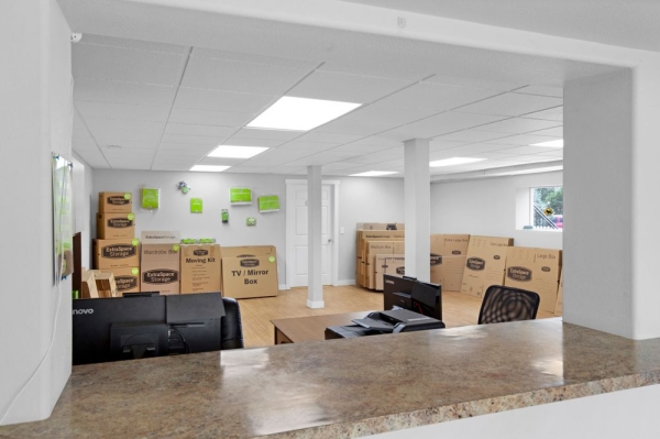 Facility photo: //images.sparefoot.com/medium/23215569943202a46db.jpg