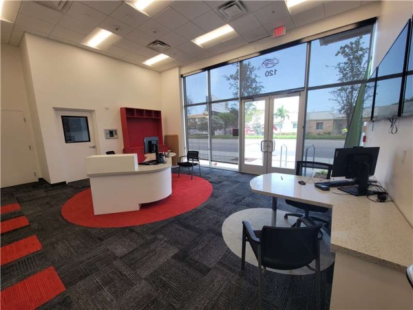 Storage Units at Extra Space Storage - 7779 - Miami - 27th Ave - 120 Northwest 27Th Avenue