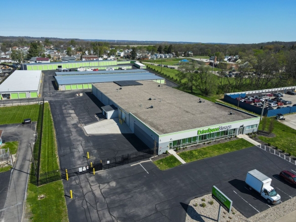 Facility photo: //images.sparefoot.com/medium/23221269d8e7f79fcfc.jpg