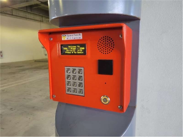 Facility photo: //images.sparefoot.com/medium/23225569027f409489c.jpg