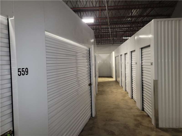 Storage Units at Extra Space Storage - 7944 - Dallas - Marvin D. Love Freeway - 3714 Marvin D. Love Freeway