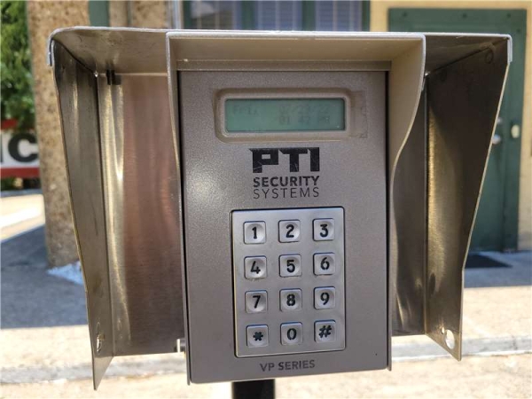 Storage Units at Extra Space Storage - 7944 - Dallas - Marvin D. Love Freeway - 3714 Marvin D. Love Freeway