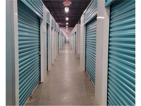 Storage Units at Extra Space Storage - 7966 - Charlotte - 5649 South Blvd - 5649 South Boulevard