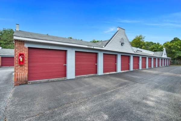 Facility photo: //images.sparefoot.com/medium/232324699432b331692.jpg