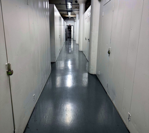 Facility photo: //images.sparefoot.com/medium/23235469943306085ac.jpg