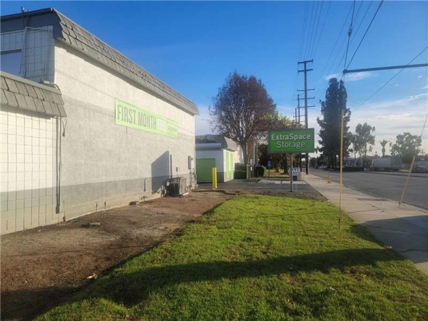 Facility photo: //images.sparefoot.com/medium/232403699433c7c248a.jpg