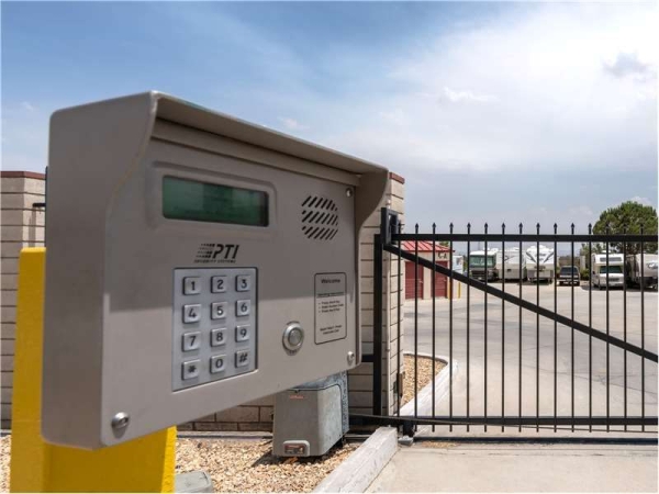 Facility photo: //images.sparefoot.com/medium/232467699433a9c9138.jpg