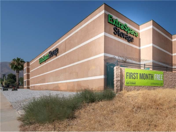 Facility photo: //images.sparefoot.com/medium/232470699433e767523.jpg