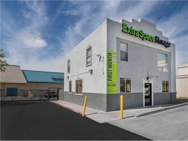 Storage Units at Extra Space Storage - 8629 - Albuquerque - San Mateo Blvd - 4801 San Mateo Boulevard Northeast