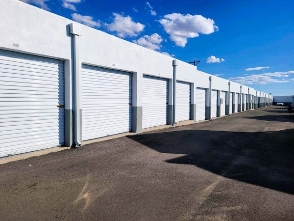 Facility photo: //images.sparefoot.com/medium/2324976994346a2fb03.jpg