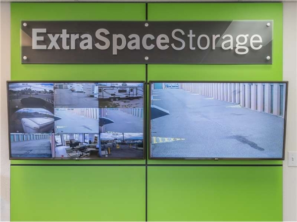 Storage Units at Extra Space Storage - 8928 - Santa Fe - Baca Lane - 7612 Baca Lane
