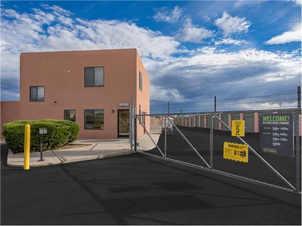 Storage Units at Extra Space Storage - 8928 - Santa Fe - Baca Lane - 7612 Baca Lane