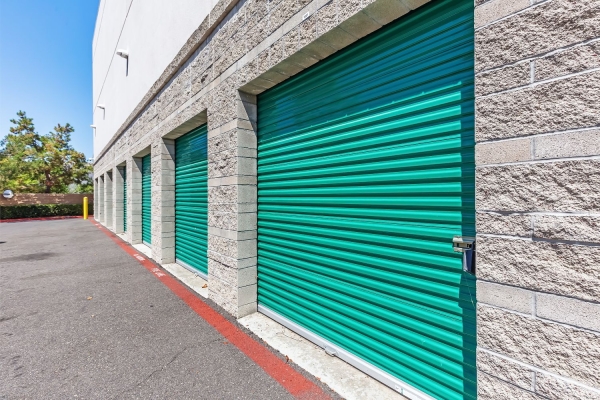 Storage Units at Extra Space Storage - 7053 - Irvine - 9280 Research Dr - Annex - 9280 Research Drive
