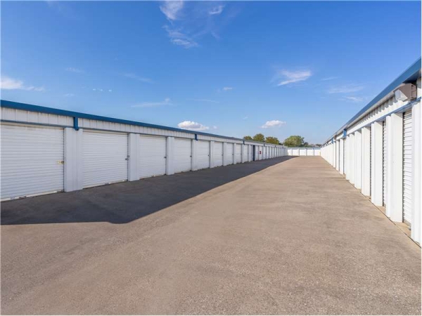 Storage Units at Extra Space Storage - 7282 - Mesquite - Big Town Blvd - 3003 Big Town Boulevard