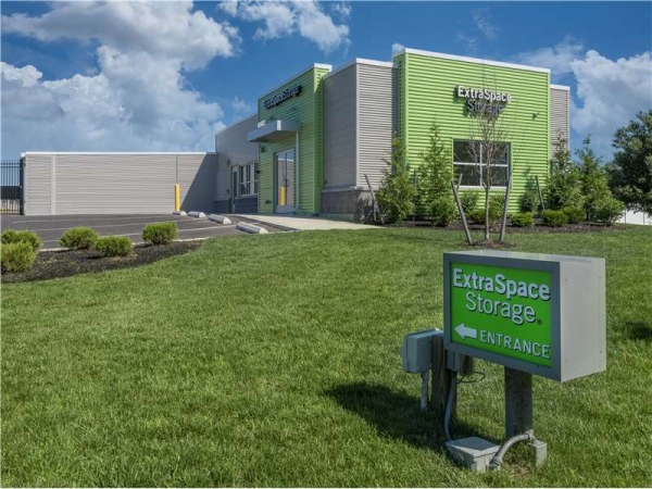 Facility photo: //images.sparefoot.com/medium/23263464e0337ddfa20.jpg