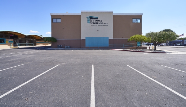 Facility photo: //images.sparefoot.com/medium/23270966face0e119dd.jpg