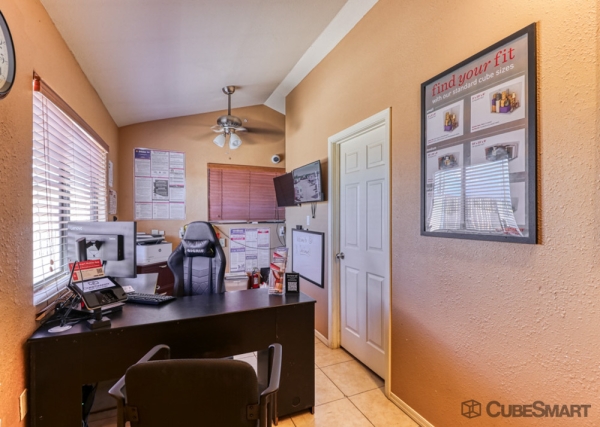 Facility photo: //images.sparefoot.com/medium/232728686f5b8b097c9.jpg