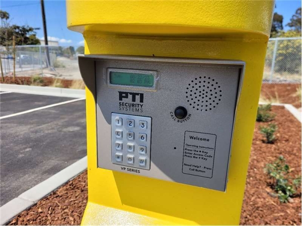 Facility photo: //images.sparefoot.com/medium/23274469943209569d5.jpg