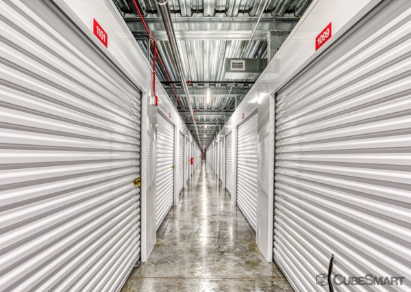 Facility photo: //images.sparefoot.com/medium/23283468e753a9794bf.jpg