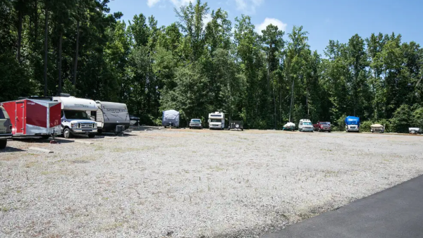Facility photo: //images.sparefoot.com/medium/232860651dc2659c894.png