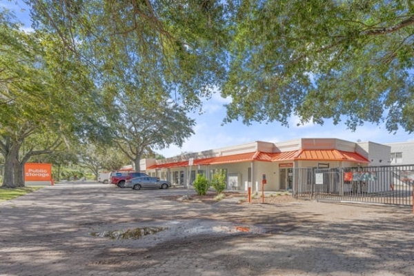 Storage Units at Public Storage - Altamonte Springs - 510 Douglas Ave - 510 Douglas Ave