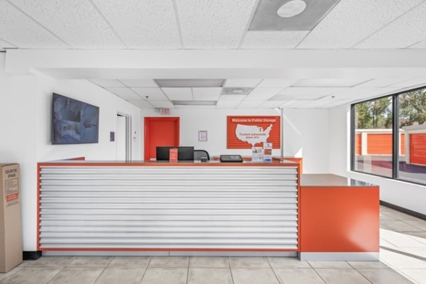 Facility photo: //images.sparefoot.com/medium/2329166989ee756b073.jpg