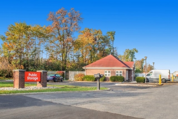 Facility photo: //images.sparefoot.com/medium/232919694016f4a333c.jpg