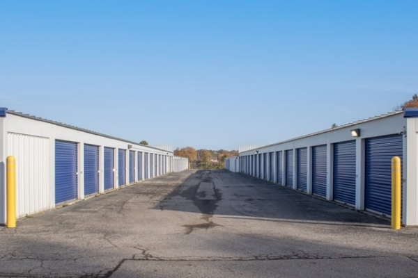 Facility photo: //images.sparefoot.com/medium/2329196a071da7b9156.jpg