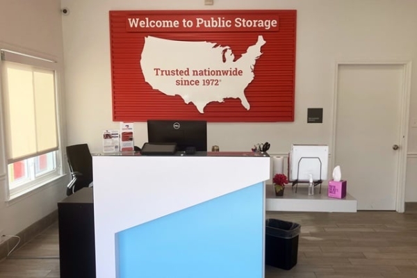 Facility photo: //images.sparefoot.com/medium/23292169f5fa1641d00.jpg