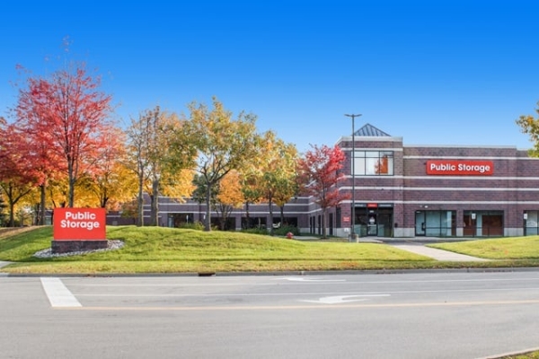 Facility photo: //images.sparefoot.com/medium/232933694fe99673113.jpg