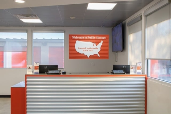 Facility photo: //images.sparefoot.com/medium/23294569e778d373499.jpg