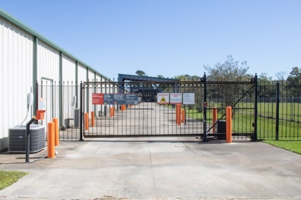 Storage Units at Public Storage - Denham Springs - 34570 LA Highway 16 - 34570 LA Highway 16