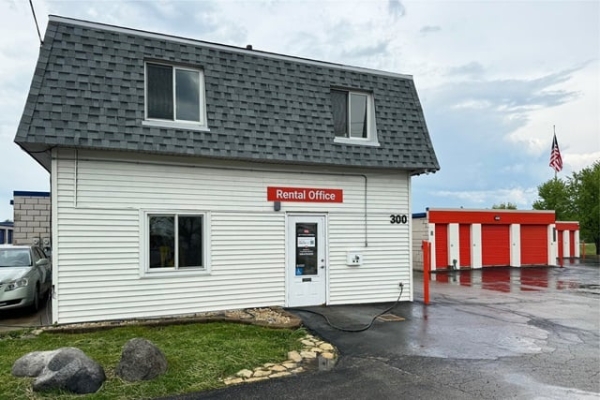 Facility photo: //images.sparefoot.com/medium/23295769285d4c33283.jpg