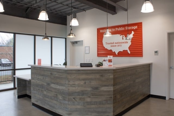 Storage Units at Public Storage - Brentwood - 1734 Carothers Pkwy - 1734 Carothers Pkwy