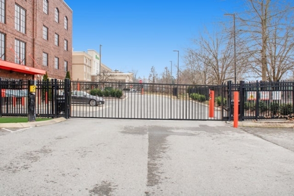 Storage Units at Public Storage - Brentwood - 1734 Carothers Pkwy - 1734 Carothers Pkwy