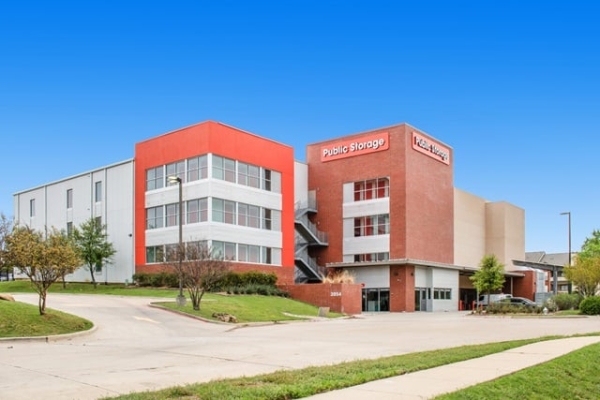 Facility photo: //images.sparefoot.com/medium/232981690608546a2a4.jpg