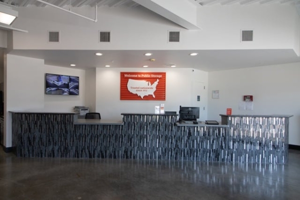 Facility photo: //images.sparefoot.com/medium/23298769f5faf5a9681.jpg