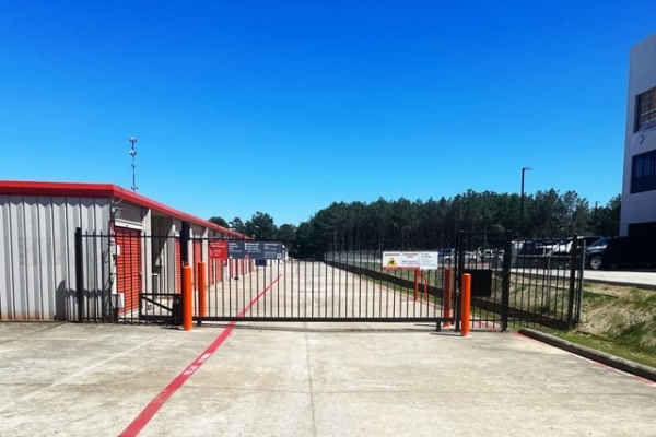 Storage Units at Public Storage - Tomball - 27000 Kuykendahl Rd - 27000 Kuykendahl Rd