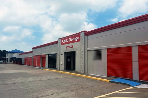 Facility photo: //images.sparefoot.com/medium/2330036884d4da45b66.jpg
