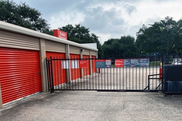 Storage Units at Public Storage - Houston - 10430 S Kirkwood Rd - 10430 S Kirkwood Rd