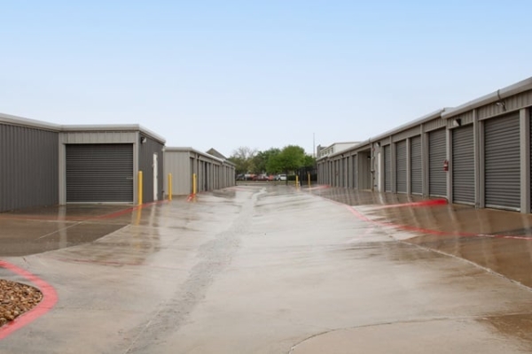 Storage Units at Public Storage - Southlake - 950 S Kimball Ave - 950 S Kimball Ave