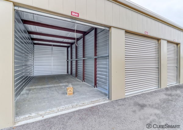 Facility photo: //images.sparefoot.com/medium/233111688c716ea31b3.jpg