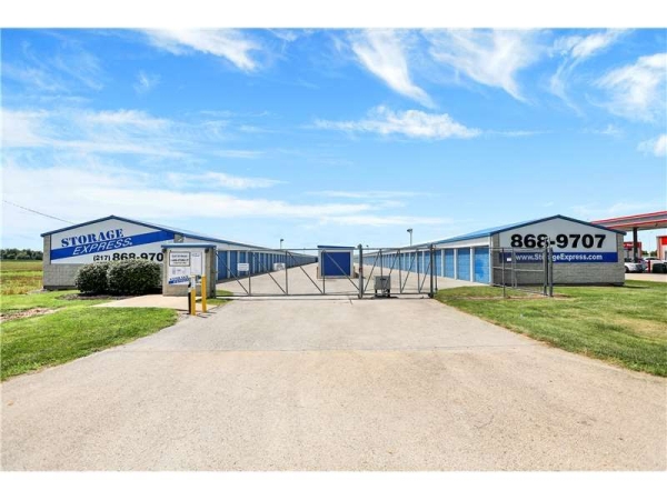 Facility photo: //images.sparefoot.com/medium/23327169942e5de5723.jpg