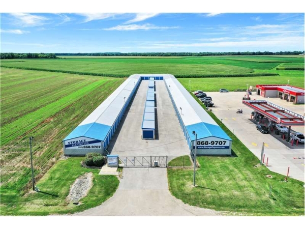 Facility photo: //images.sparefoot.com/medium/23327169942e6004d9f.jpg