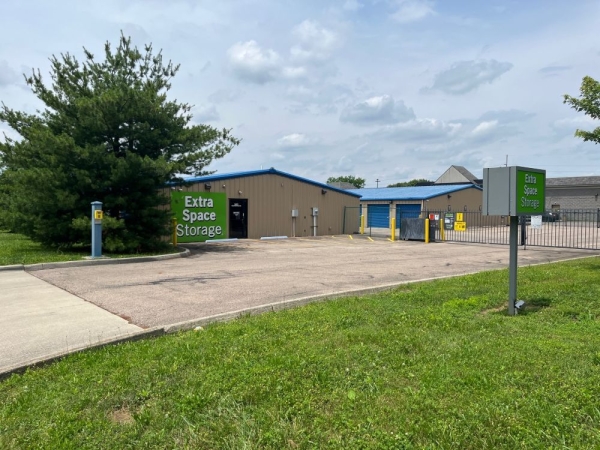 Storage Units at Extra Space Storage - 2204 - Columbus - Chatterton Rd - 5621 Chatterton Road