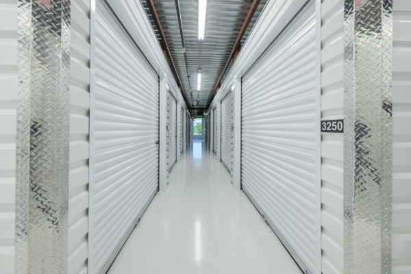Facility photo: //images.sparefoot.com/medium/23336466423d0bf369c.jpg