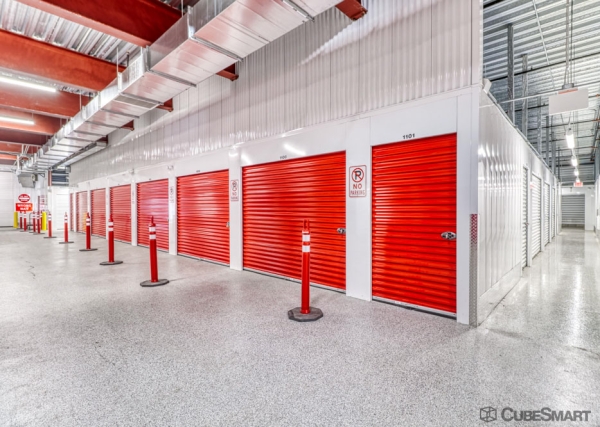 Facility photo: //images.sparefoot.com/medium/23340868834d18a8a9a.jpg
