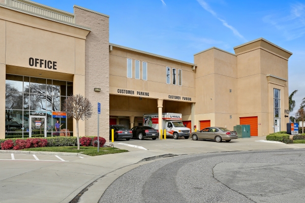 Storage Units at A-1 Self Storage - San Jose - 131 Baroni Ave - 131 Baroni Avenue